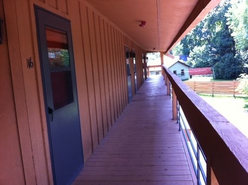 Timber Inn Motel Phillips Eksteriør billede